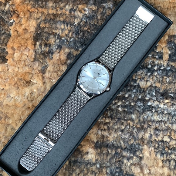 Stainless Steel Watch - Picture 2 of 5